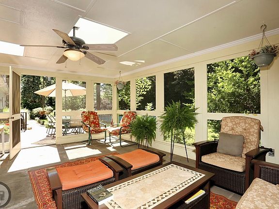 3 Season Sunroom