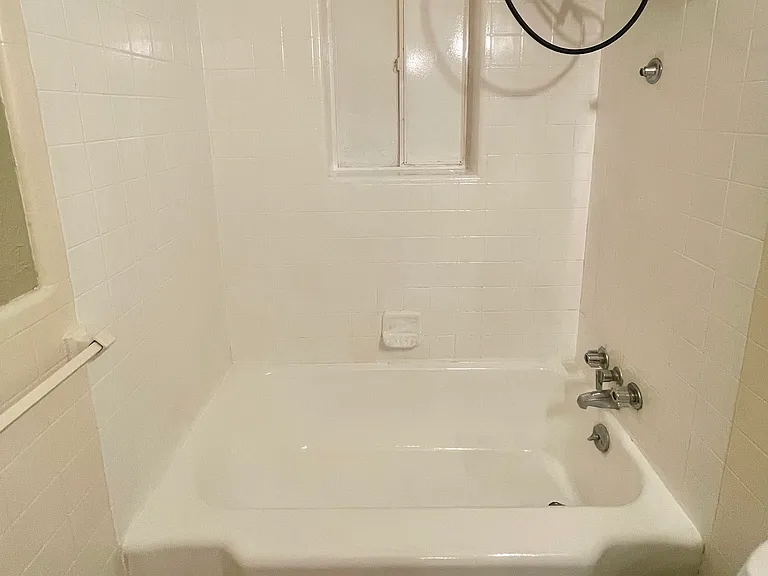 4536 Timothy St — Photo 7