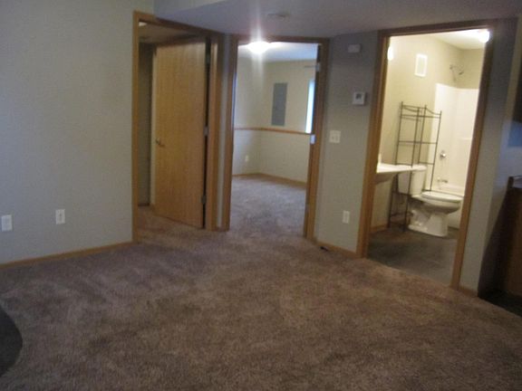 2nd image of 1310 Warren St