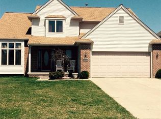 715 Hatfield Cir, Saline, MI 48176