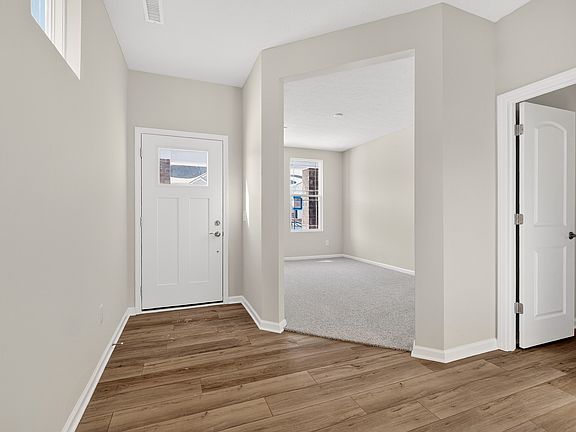 2nd image of 2571 Penn Ave