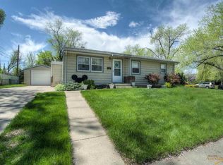 111 E Montana St, Rapid City, SD 57701