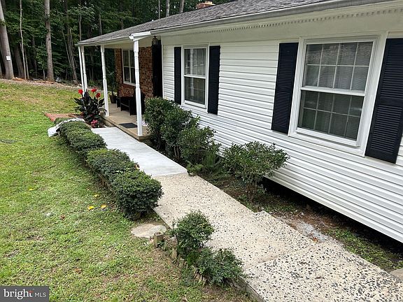2nd image of 14585 Leary St