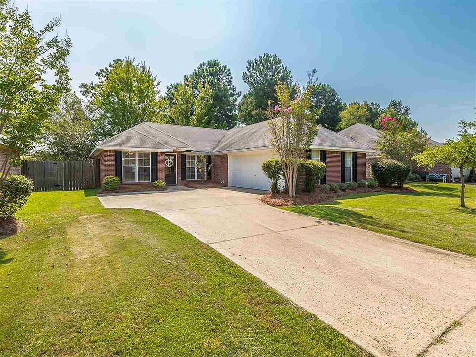 1st image of 312 Greensboro Dr