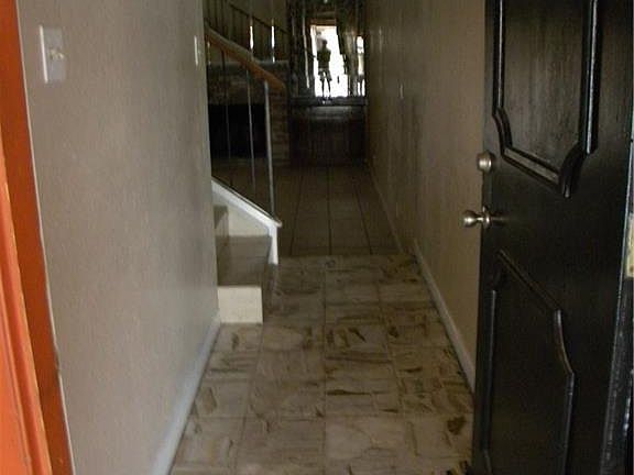 3rd image of 2028 Amy Sue Dr APT B
