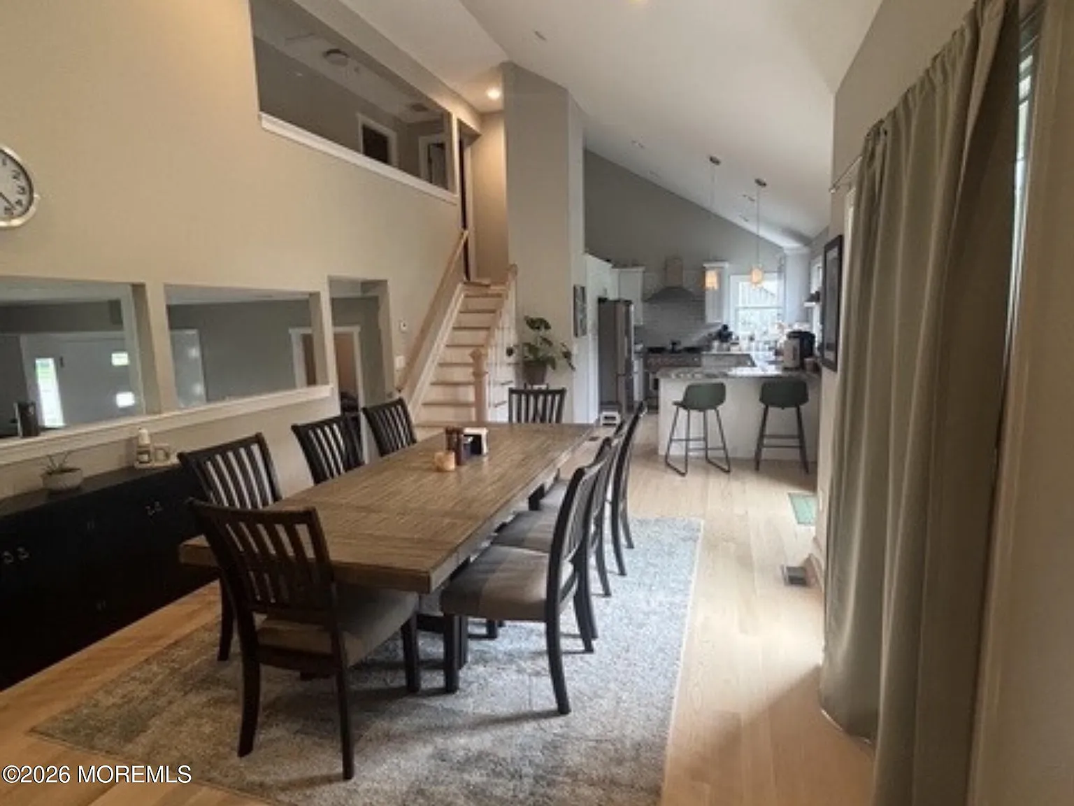 4 bed, 2054 sqft, $4,200 — Photo 3