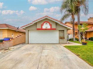 11372 Winery Dr, Fontana, CA 92337