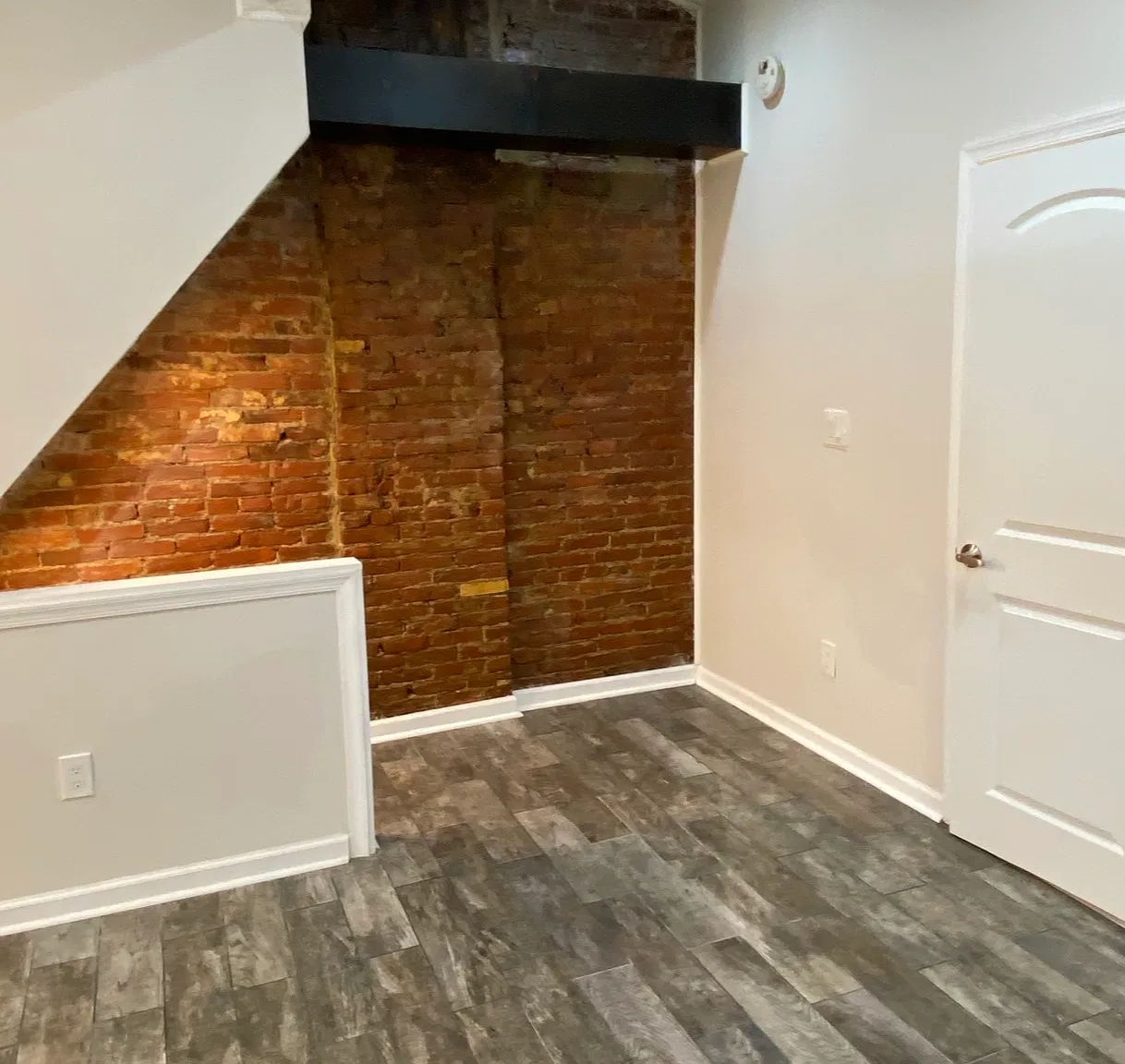 1 bed, 800 sqft, $1,800 — Photo 4