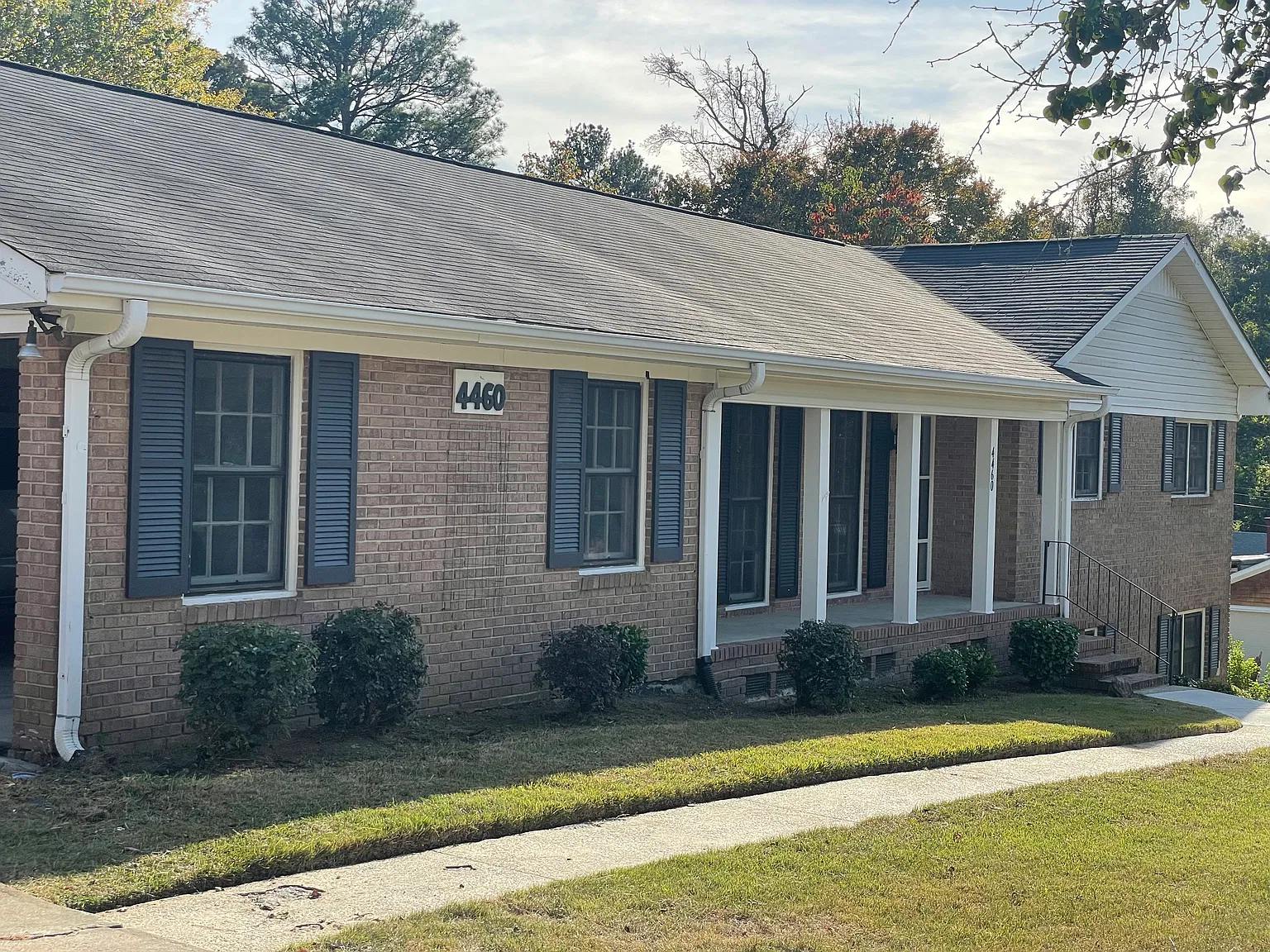 4 bed, 2283 sqft, $1,999 — Photo 4