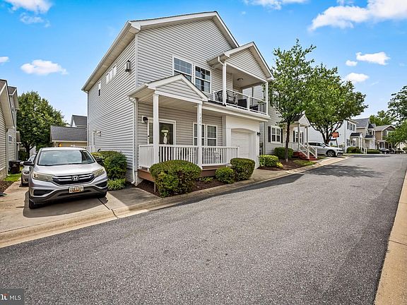 3rd image of 7204 Old Friendship Way