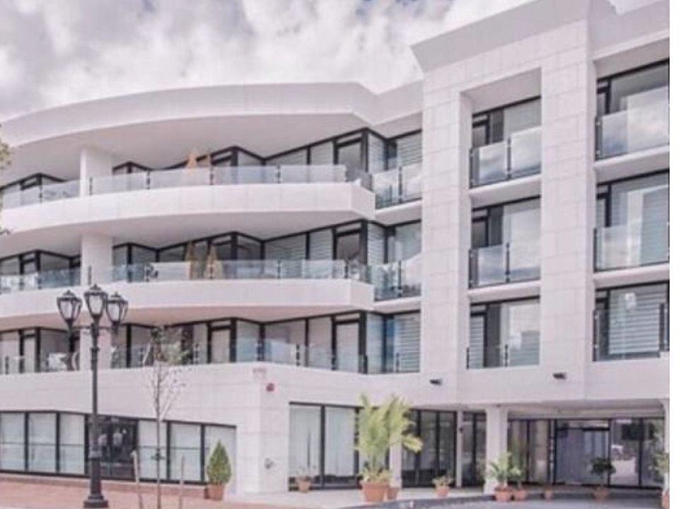 1st image of 5 Grace Ave #3