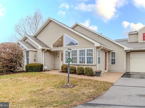 104 Wellington Dr, State College, PA 16801