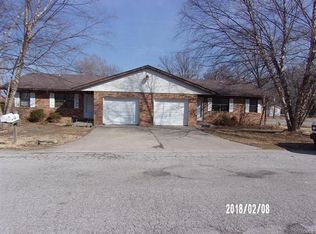 1327 Julie Ave, Cahokia, IL 62206