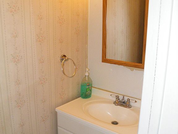 5th image of 1422 Baypoint Ave