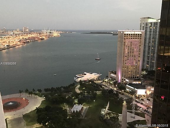 4th image of 50 Biscayne Blvd APT 3821S