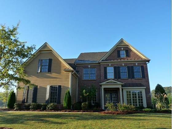 1st image of 200 Fox Pointe Ct