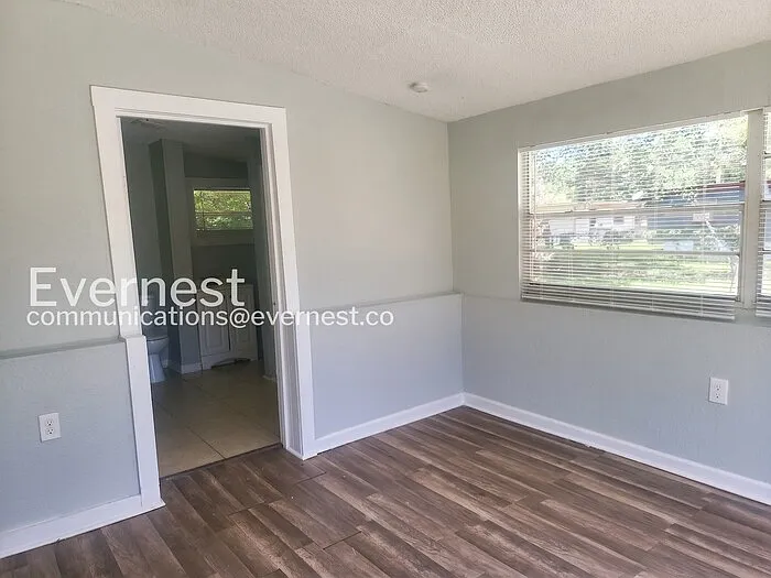2175 W 16th St — Photo 25