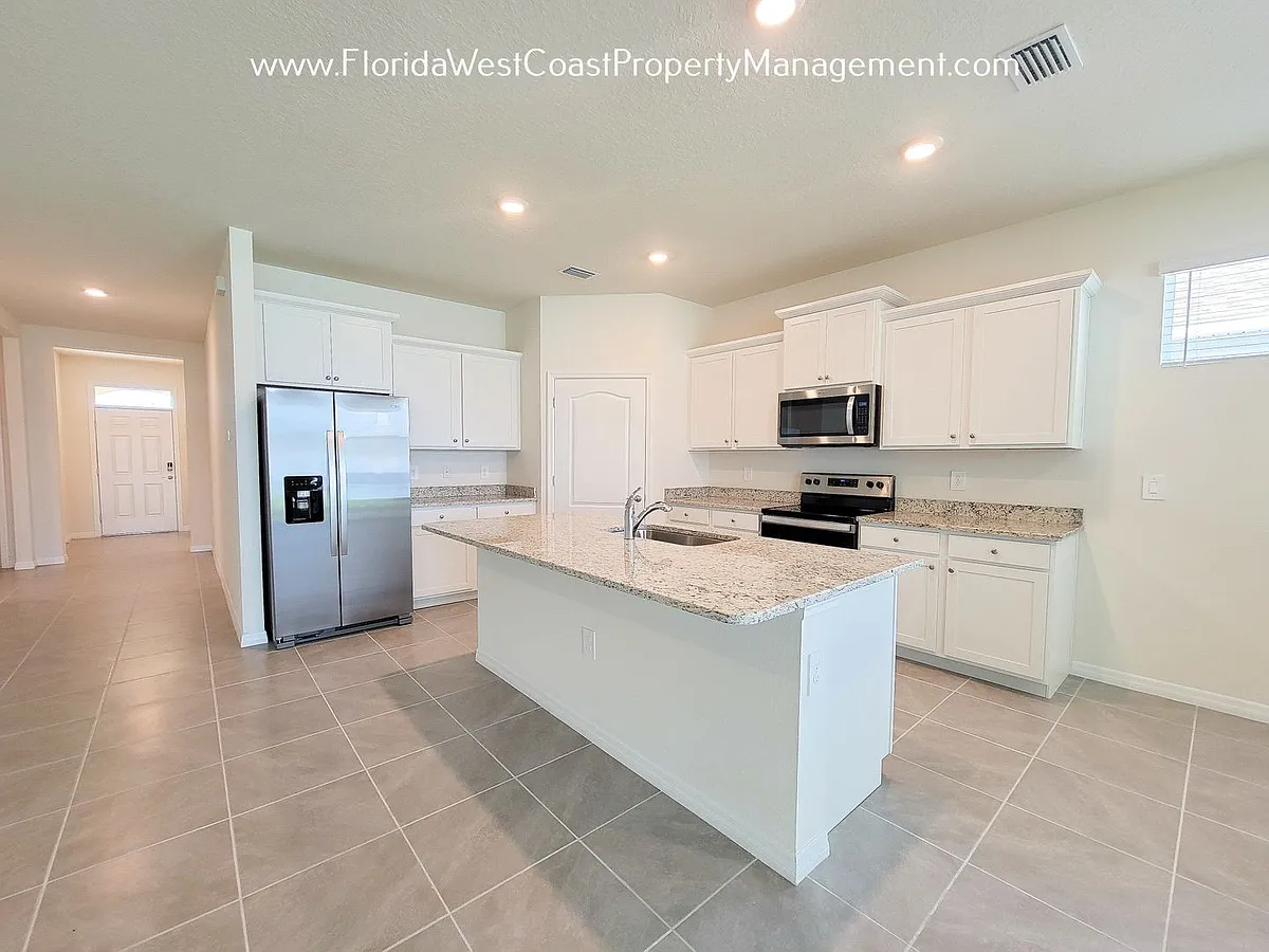 Building Photo - 5819 Oak Bridge Ct