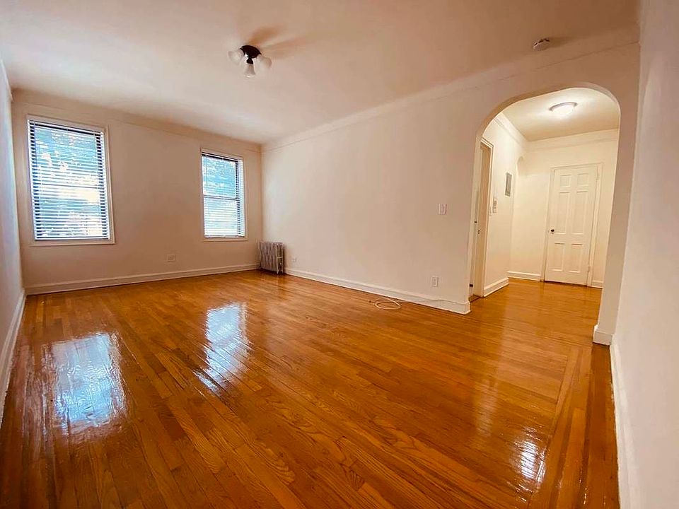 1st image of 48-16 30th Ave #Cc1