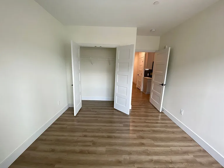 One Park Apartments — Photo 24