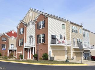 25496 Schooley Mill Ter, Chantilly, VA 20152