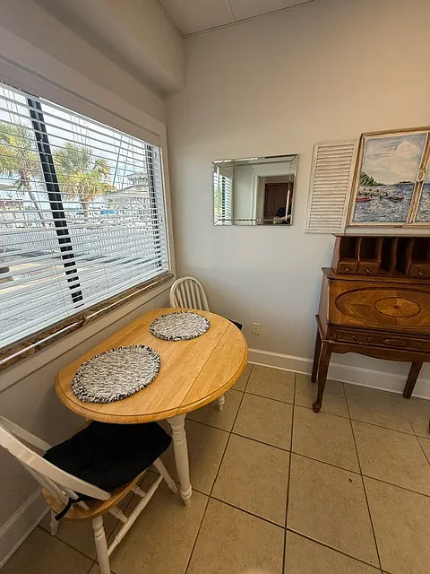 2 bed, 1400 sqft, $2,250 — Photo 4