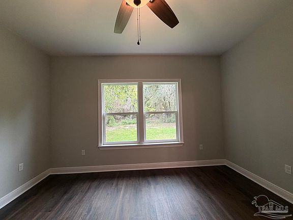 4th image of 3914 Thornton St