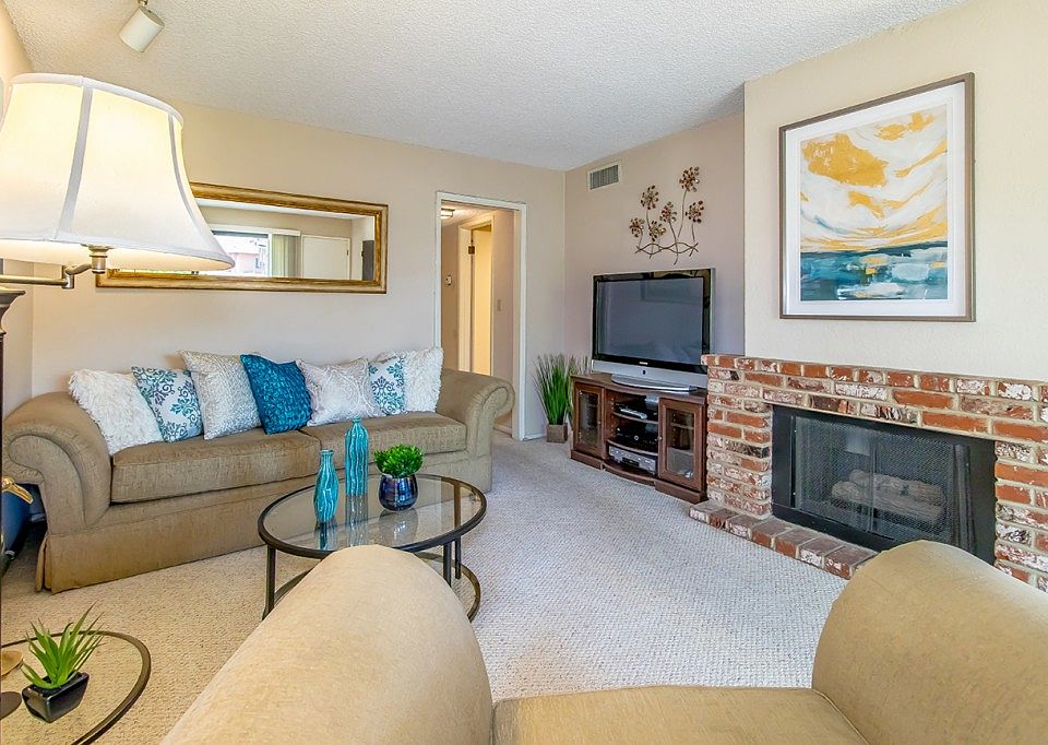 1st image of 5257 Ben Ave APT 1