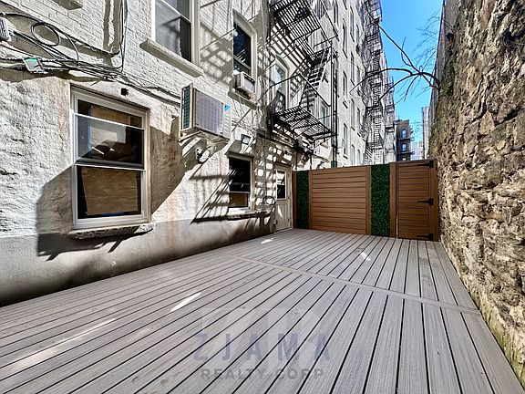 3rd image of 62 W 107th St #D