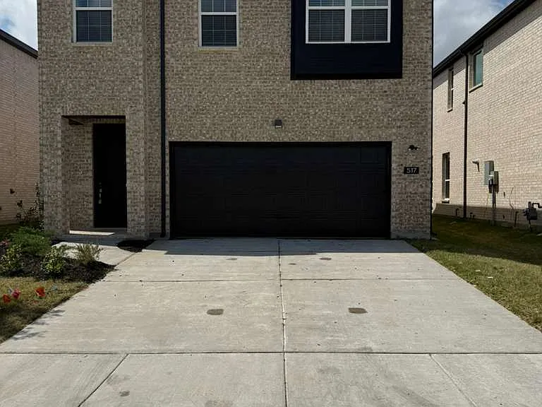 517 Lana Dr — Photo 7