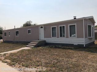 117 Crest Dr, Log Lane Village, CO 80705