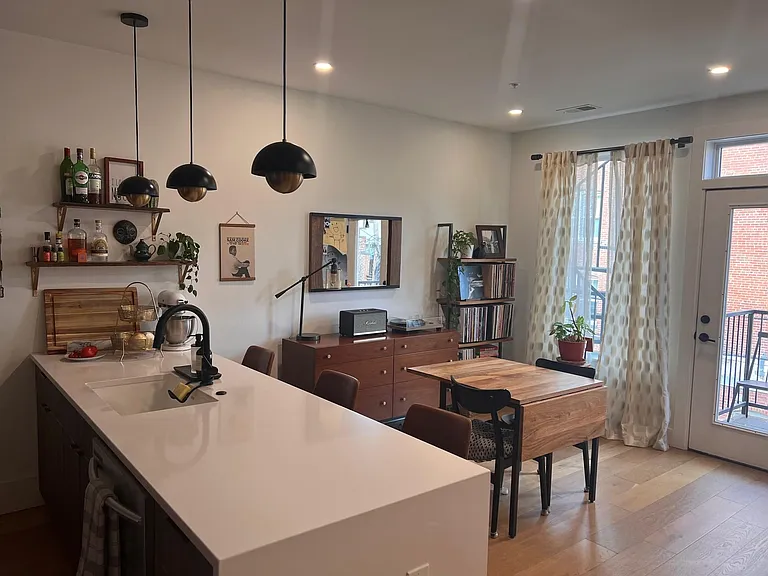 1473 Harvard St NW #3 — Photo 2
