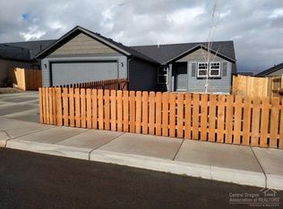 3131 SW Deschutes Ave, Redmond, OR 97756