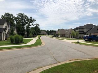 NW Niagra Ln, Bentonville, AR 72712