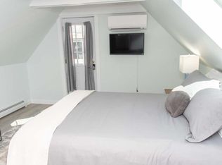 38 Townsend Ave, Boothbay Harbor, ME 04538