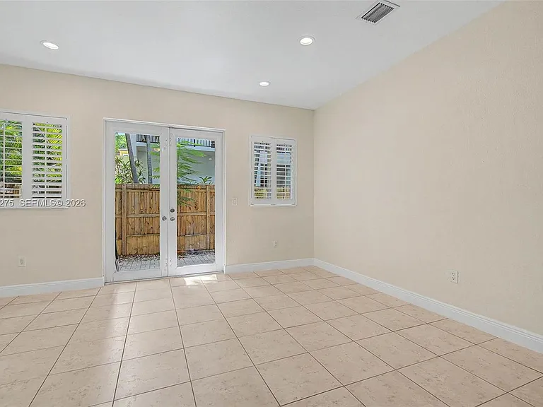 2945 Coconut Ave #3 — Photo 5