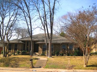 8717 Arborside Dr, Dallas, TX 75243