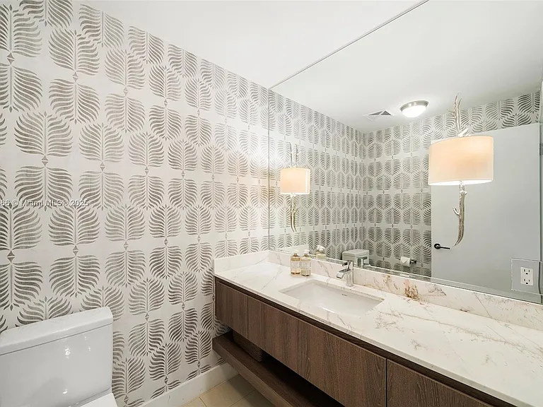 360 Ocean Dr #905S — Photo 22
