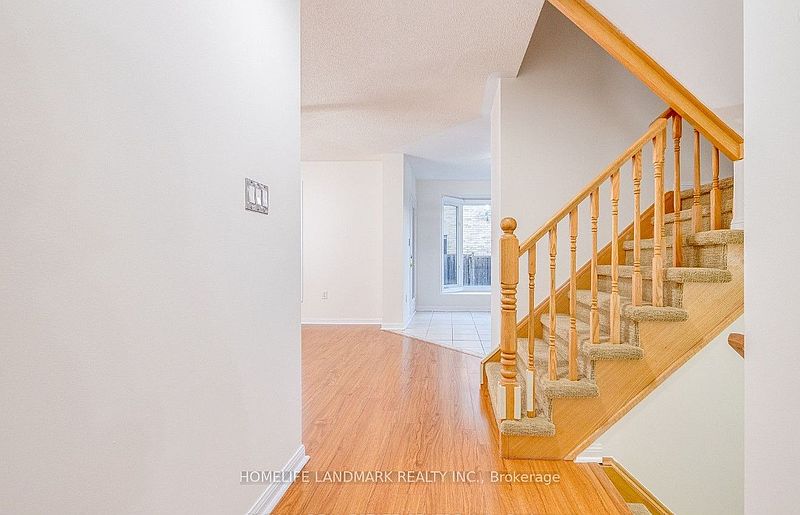 Oakville Townhouse for rent - 3 Bedrooms — photo 5