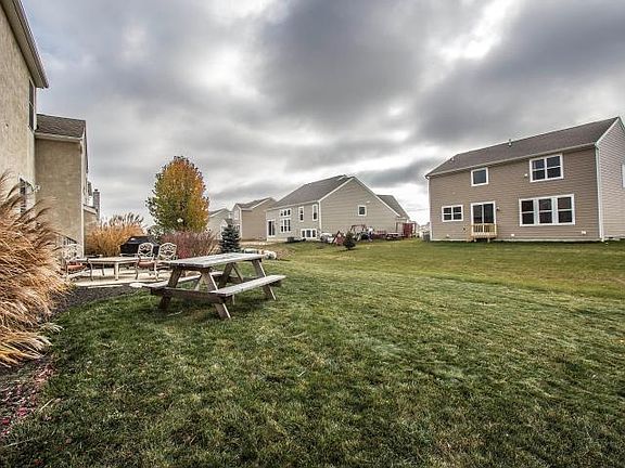 3rd image of 1536 Sunflower St