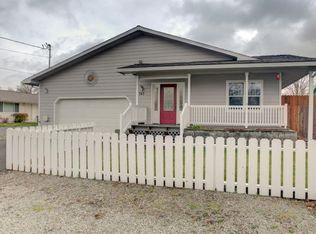 743 Platt Pl, Eagle Point, OR 97524