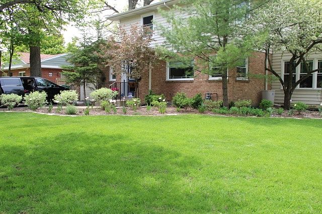 1st image of 1568 Oakwood Pl