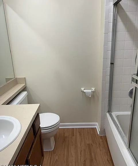 6828 Coralberry Ln N — Photo 10