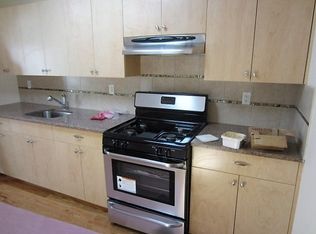 631 Leonard St #2, Brooklyn, NY 11222