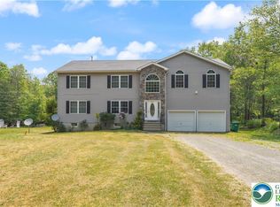 152 Granite Rd, Long Pond, PA 18334