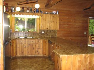 810 Schieffelin Gulch Rd, Gold Hill, OR 97525