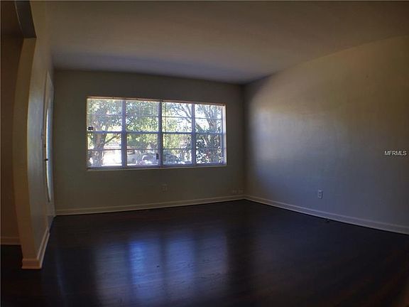 4th image of 3006 Vine St