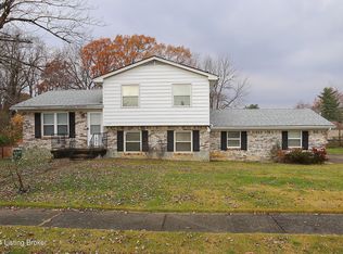 1227 Glenwood Dr, Radcliff, KY 40160