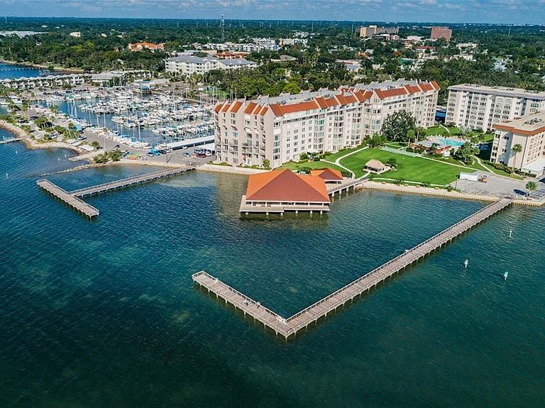Edgewater Arms 3rd Condominiums Dunedin, FL Zillow