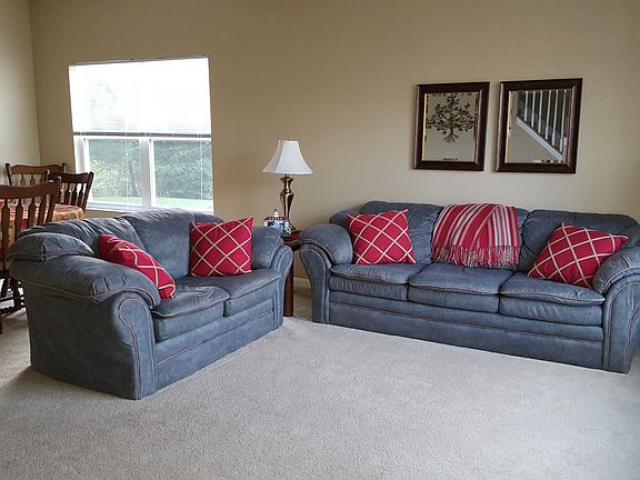 3rd image of 292 Deer Creek Dr